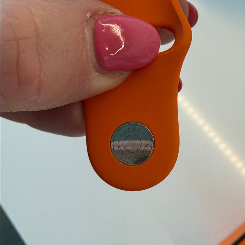 Hermès Orange Apple Watch Band - Picture 2 of 3